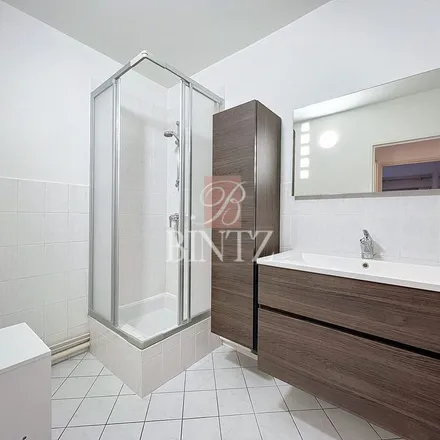 Rent this 4 bed apartment on Centre Administratif Ville et Eurométropole de Strasbourg in 1 Parc de l'Étoile, 67076 Strasbourg