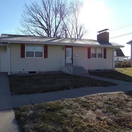 Buy this 4 bed house on 1261 40th Avenue in Columbus, NE 68601