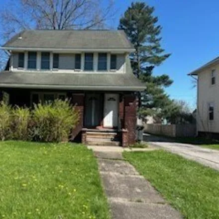 Image 1 - 639 Woodbine Avenue Southeast, Warren, OH 44483, USA - House for sale