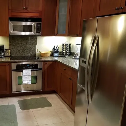 Rent this 3 bed condo on Hana