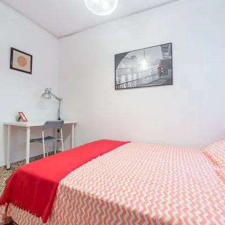 Rent this 3 bed apartment on Carrer de l'Enginyer José Sirera in 41, 46017 Valencia