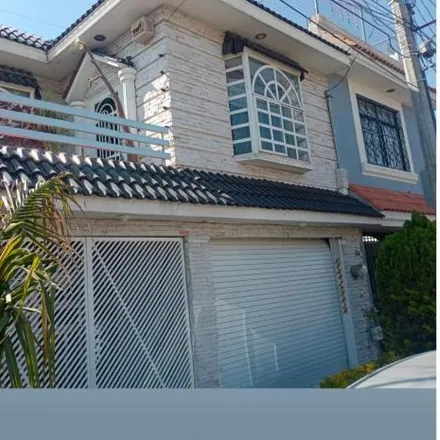 Rent this 3 bed house on Calle Villa del Pedregal 207 in Villas Del Romeral, 38095 Celaya