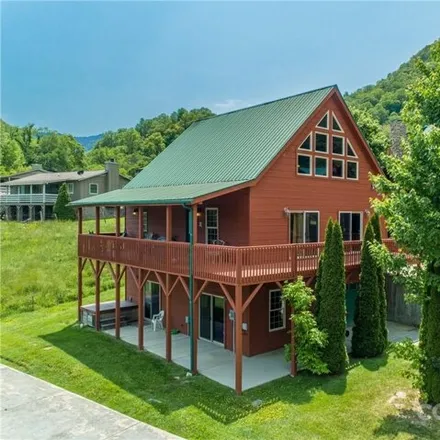 Buy this 2 bed house on 319 Panoramic Loop in Maggie Valley, Haywood County