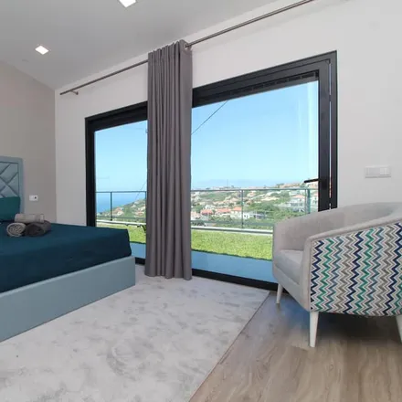 Rent this 4 bed house on Ponta do Sol in Madeira, Portugal