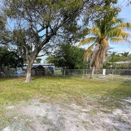 Image 3 - 1155 Northwest 11th Place, Fort Lauderdale, FL 33311, USA - House for sale