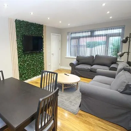 Image 1 - Newton Lodge Drive, Leeds, LS7 3DQ, United Kingdom - Duplex for sale