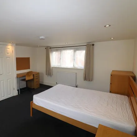 Image 4 - Adams Avenue, Northampton, NN1 4EE, United Kingdom - Room for rent