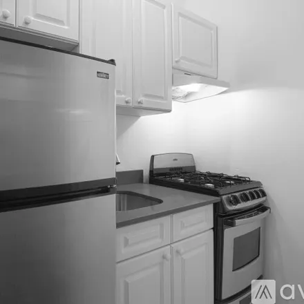Rent this 1 bed apartment on 140 W 71st St
