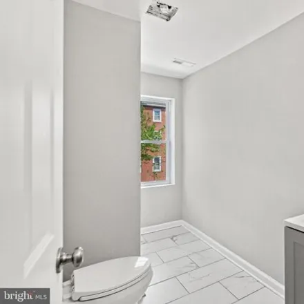Image 7 - 101 South Poppleton Street, Baltimore, MD 21201, USA - House for sale