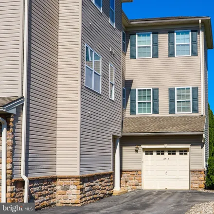 Image 6 - 6715 Pioneer Drive, Lower Macungie Township, PA 18062, USA - Condo for sale