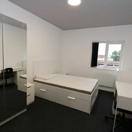 Image 6 - Coventry Building Society, 5-11 Upper Precinct, Coventry, CV1 1DD, United Kingdom - Apartment for rent