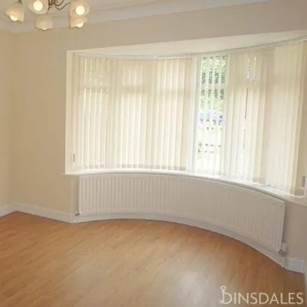 Image 3 - Thorpe Grove, Bradford, BD13 3BB, United Kingdom - Duplex for rent