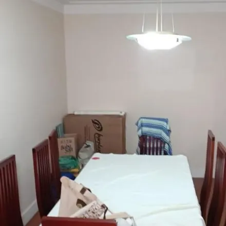 Rent this 4 bed house on Rua Moacir Goulart Cunha Caldas in Conceição, Diadema - SP