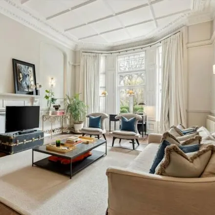 Rent this 2 bed apartment on 10 Gaspar Mews in London, SW5 0NB