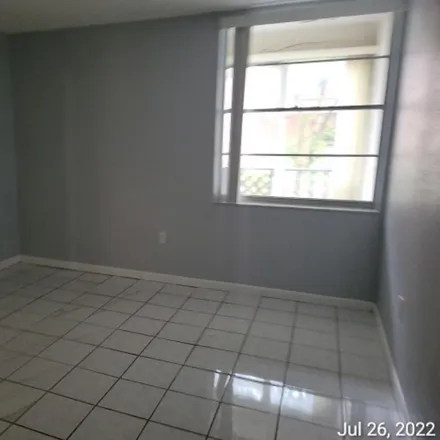 Image 8 - 1907 West 68th Street, Hialeah, FL 33014, USA - Condo for sale