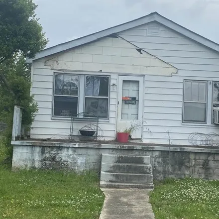 Buy this 2 bed house on 941 Southwest 12th Avenue in Sheffield, Colbert County