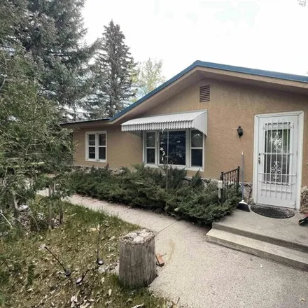 Buy this 2 bed house on 585 West Fremont Avenue in Riverton, WY 82501