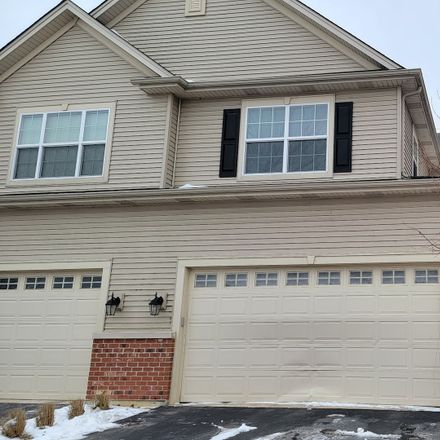 Rent this 3 bed townhouse on 59 Melrose Court in South Elgin, IL 60177