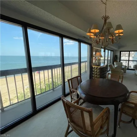 Image 4 - 2830 Shore Drive, Lynnhaven Colony, Virginia Beach, VA 23451, USA - Townhouse for sale