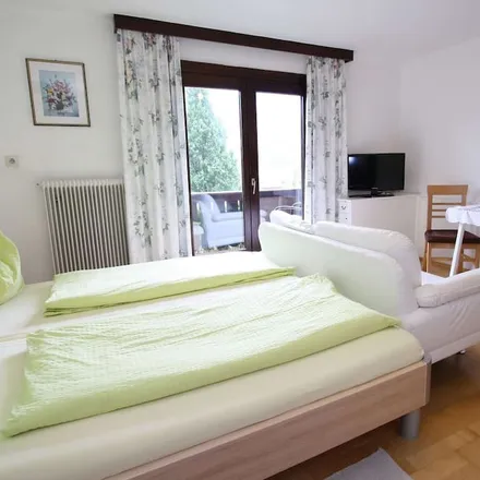 Rent this 2 bed apartment on Niedernsill in Bahnhofstraße, 5722 Steindorf