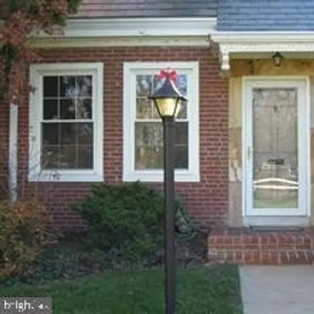 Rent this 1 bed townhouse on 4121 36th Street South in Arlington, VA 22206