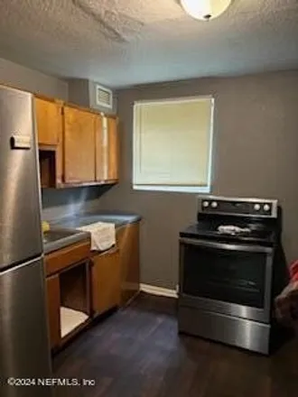 Image 3 - 1674 West 10th Street, College Park, Jacksonville, FL 32209, USA - Apartment for rent