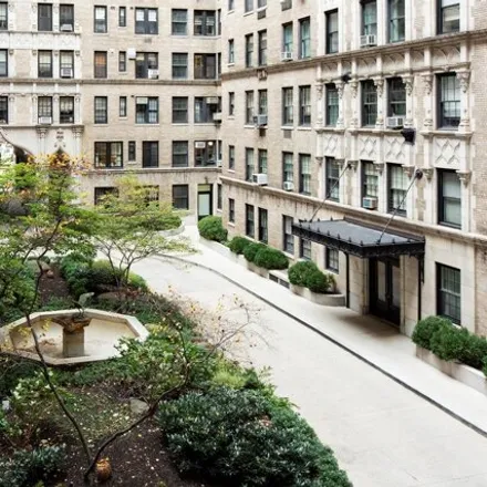 Image 7 - 101 East 93rd Street, New York, NY 10128, USA - Apartment for sale