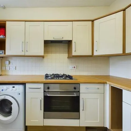 Image 5 - Cancer Research UK, 411 Ecclesall Road, Sheffield, S11 8PG, United Kingdom - Apartment for rent