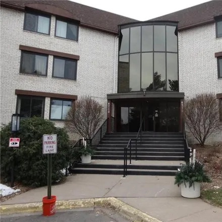 Buy this 2 bed condo on 58th Avenue North in Crystal, MN 55429