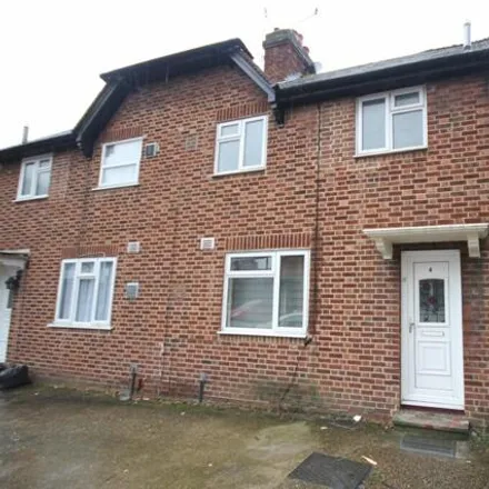 Rent this 3 bed townhouse on Lynch Close in London, UB8 2TG