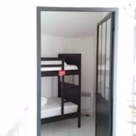 Rent this 3 bed house on 17590 Saint-Clément-des-Baleines