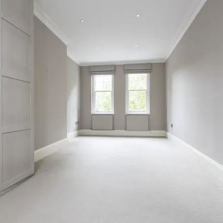 Image 7 - Seán O'Casey, Prince of Wales Drive, London, SW11 4EZ, United Kingdom - Apartment for rent
