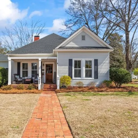 Buy this 3 bed house on 502 North Ennis Street in Fuquay-Varina, NC 27526