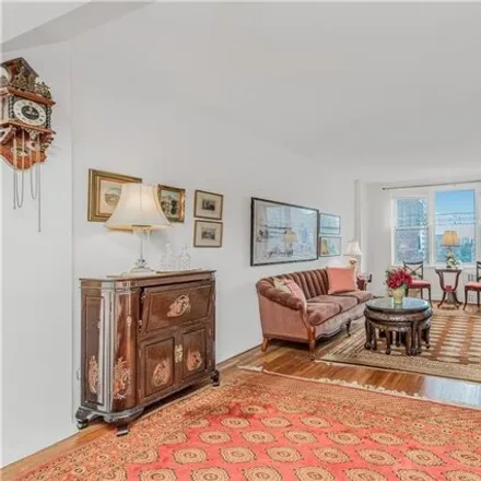 Image 1 - 601 Kappock Street, New York, NY 10463, USA - Apartment for sale