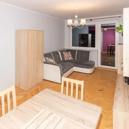 Rent this 3 bed apartment on Chłopska 22E in 80-375 Gdańsk, Poland