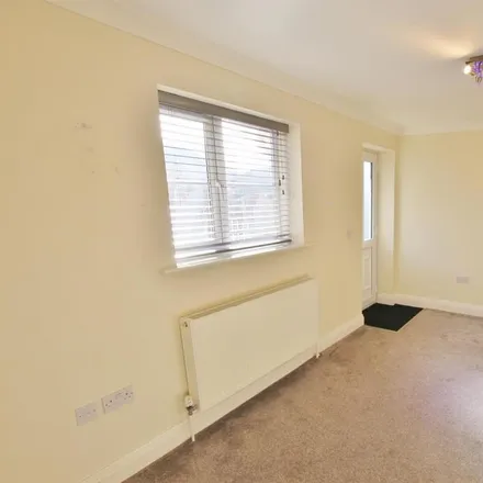 Image 3 - Bonita Court, Palmerston Mews, Bournemouth, BH1 4AZ, United Kingdom - Apartment for rent