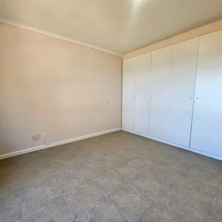 Image 3 - 19 Geneva Drive, Camps Bay, Cape Town, 8005, South Africa - Townhouse for rent