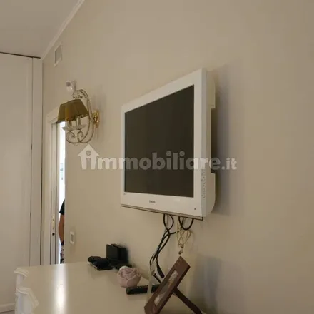 Image 5 - Shell, Via Nuova Toscanella, 80131 Naples NA, Italy - Apartment for rent