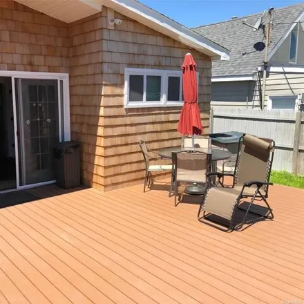 Rent this 3 bed house on 924 Evergreen Walk in Village of Ocean Beach, Islip