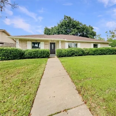 Buy this 3 bed house on Crofter Glen Drive in Friendswood, TX 77546