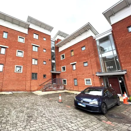 Rent this 2 bed apartment on unnamed road in Bilston, WV1 3EB