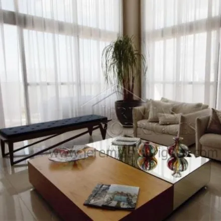 Buy this 4 bed apartment on Rua Benedito Freire Pinto in Barranco, Taubaté - SP