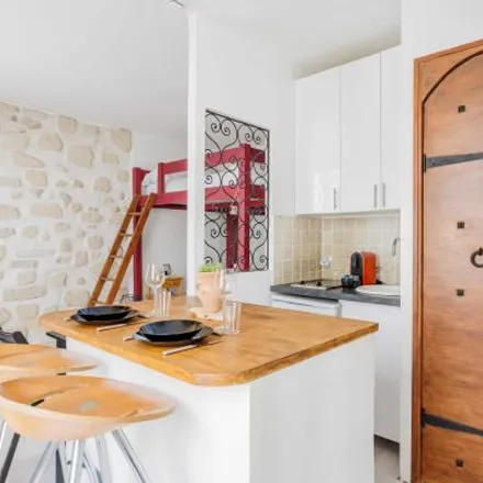 Rent this studio apartment on 6 Rue Lacroix in 75017 Paris, France