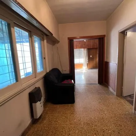Buy this 4 bed house on San Luís 974 in Partido de Morón, B1708 KCH Morón