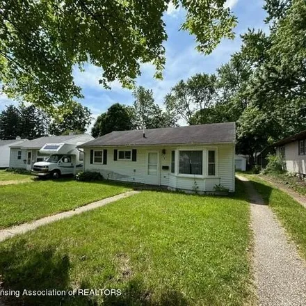 Image 2 - 306 Cox Blvd, Lansing, Michigan, 48910 - House for sale