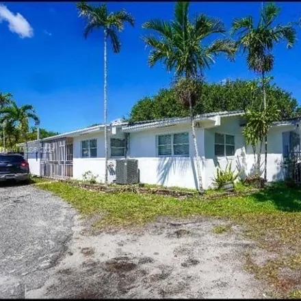 Image 3 - 195 Northwest 135th Street, North Miami, FL 33168, USA - House for sale