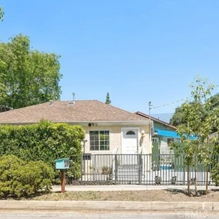 Buy this 2 bed house on 2058 North Raymond Avenue in Pasadena, CA 91001