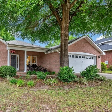 Buy this 4 bed house on 224 Gracie Lane in Niceville, FL 32578