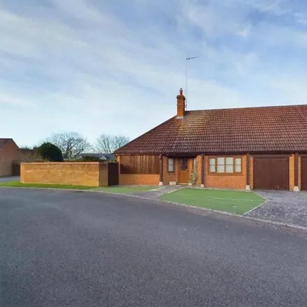 Buy this 4 bed house on Tantree Way in Brixworth, NN6 9UQ