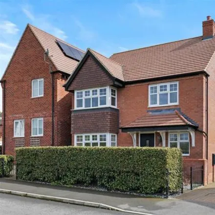 Buy this 4 bed house on Badgers Way in Stratford-upon-Avon, CV37 0UJ